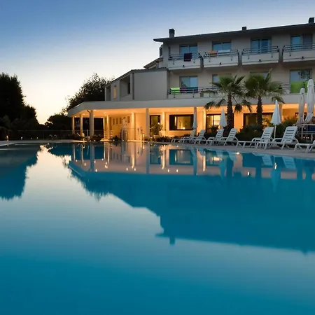 Du Parc Hotel 4*