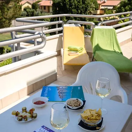 Du Parc Hotel 4*
