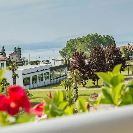 Du Parc 4* Сирмионе