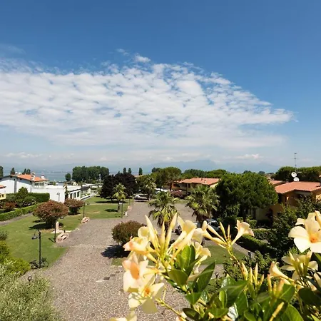 Hotel Du Parc 4*