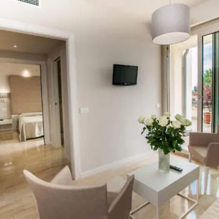 Du Parc Hotel 4*