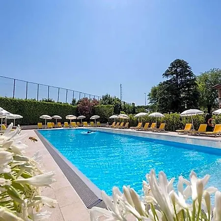 Du Parc Отель