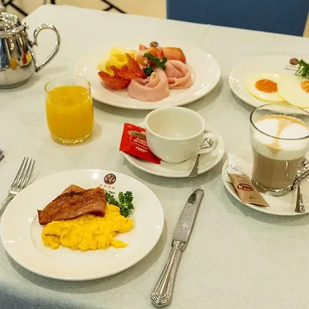Du Parc 酒店 4*