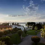 Hotel Du Parc 4*